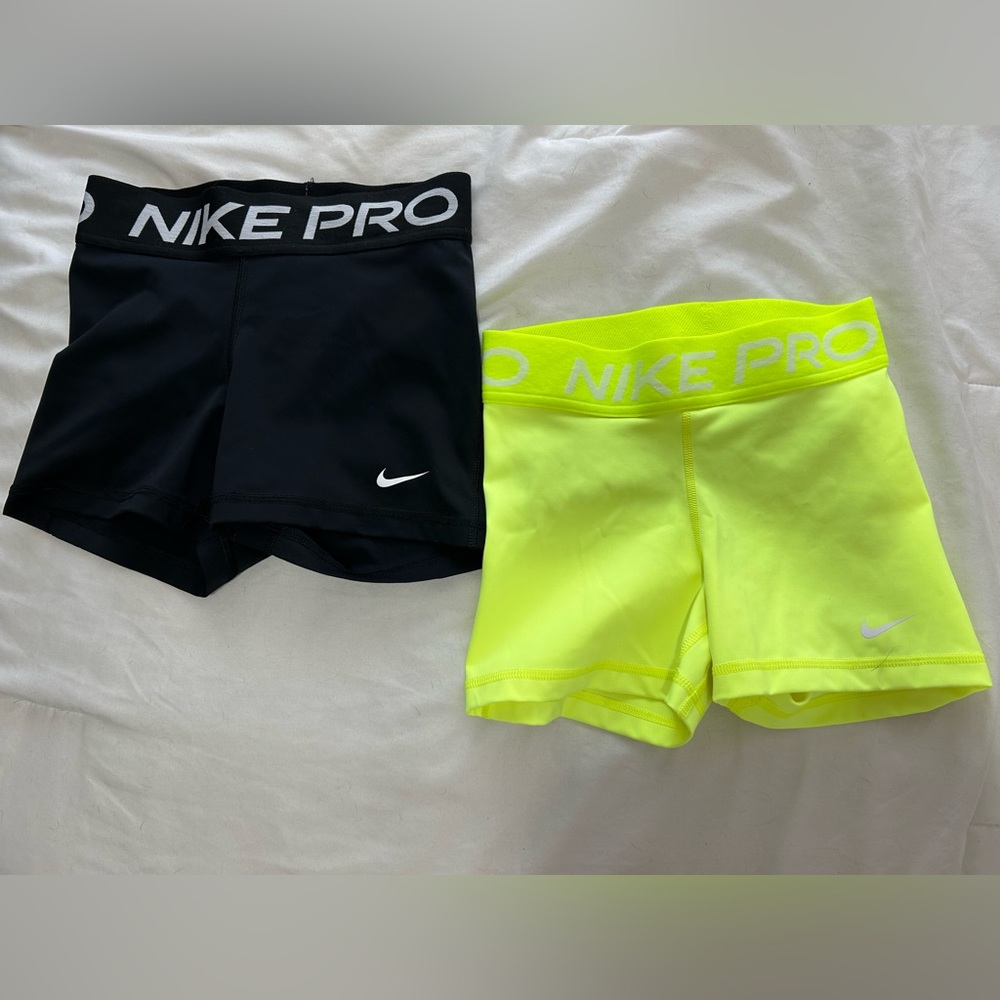 Nike Pro dri-fit neon green/yellow and black